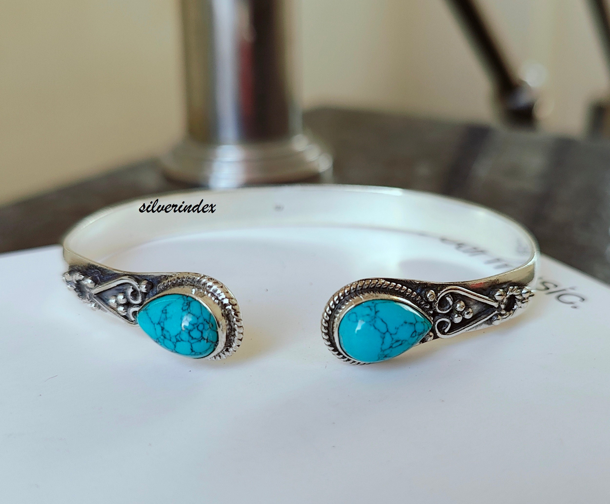アクセサリー NAVAJO Silver Turquoise Edge Bangle VINTAGE FIND Sterling Silver Navajo Native American Jewelry