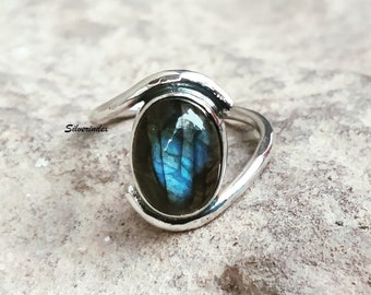 Gemstone Jewelry Natural Blue Labradorite Ring Silver Gemstone Ring Oval Labradorite Split Band Ring 925 Sterling Silver Gift for Her