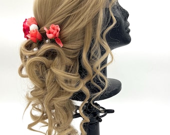 Blonde spring updo 18th century (Bridgerton / Rococo)