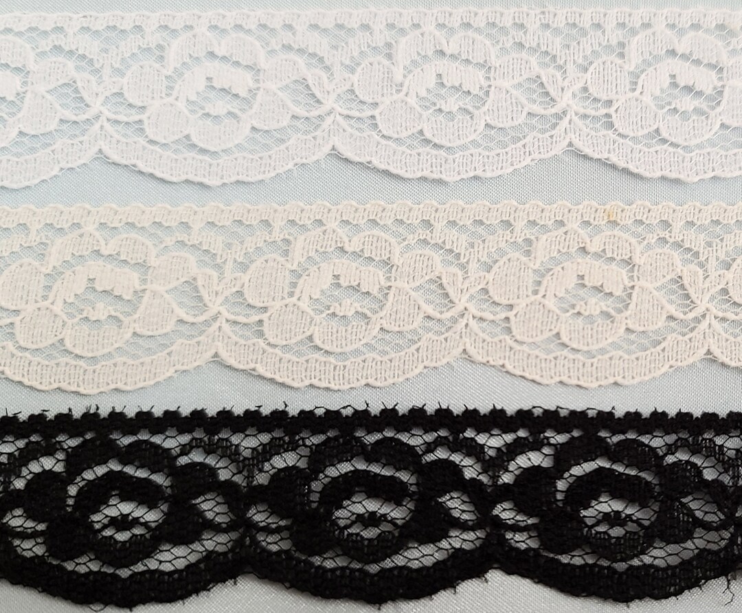 Rascal Lace Scalloped Edge Raschel Lace - 1