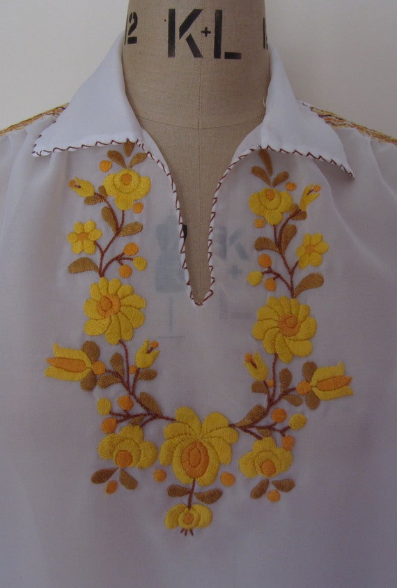 70s long sleeve peasant blouse hand embroidery an… - image 3