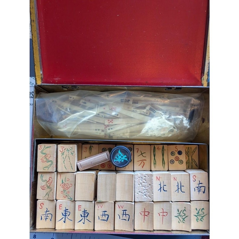Antique 20s Admiral Mahjong Set Bone Bamboo Tiles Sticks Tin Box Hand Carved image 16