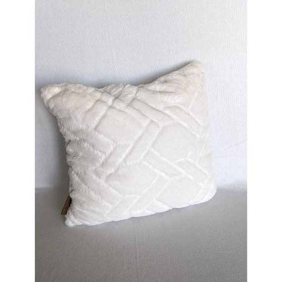 Koolaburra by ugg pillow discount
