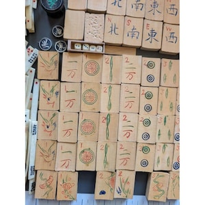 Antique 20s Admiral Mahjong Set Bone Bamboo Tiles Sticks Tin Box Hand Carved image 13