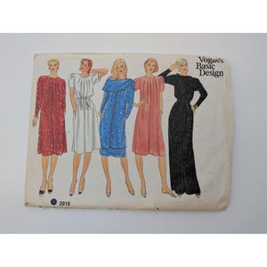 Vogue Basic Design 2918 Sewing Pattern Uncut Size 10 Dress Shift Maxi Midi Gown