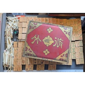 Antique 20s Admiral Mahjong Set Bone Bamboo Tiles Sticks Tin Box Hand Carved image 2