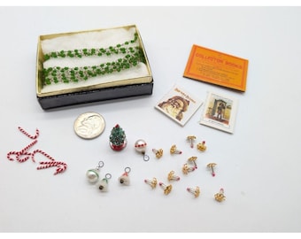 1:12 Miniature Doll House Christmas Tree Lot Candle Books Garland Tree Ornaments