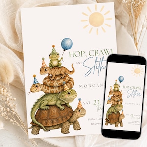 Peut inclure: Une carte d'invitation d'anniversaire et un smartphone affichant le même design, montrant une pile composée d'une tortue, d'un dragon barbu, d'un lézard et d'une grenouille portant des chapeaux de fête. Le texte indique HOP, CRAWL AND SLITHER.