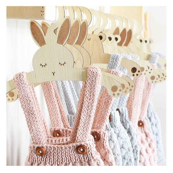 Cintres pour bébés animaux en bois, cintres de placard pour bébé en bois Baby Boy Shower Gift Bunny Bear Fox Panda Panda Lion Giraffe Hanger - Cintre en tissu pour bébé