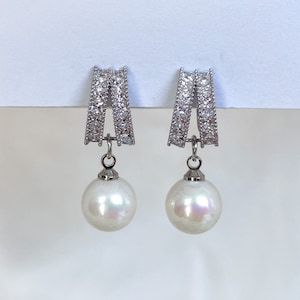 Pearl dangle clip on earrings, CZ crystal earrings, 10mm pearl earrings, Bridal clip on earrings, Wedding clip on earrings, Bridal jewellery