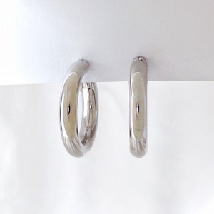 Chunky sliver or gold hoops clip on earrings, Gold/silver 30mm 40mm hoop clip on earrings, Statement 5mm thick hoop clip on earrings Silver 30mm Diameter