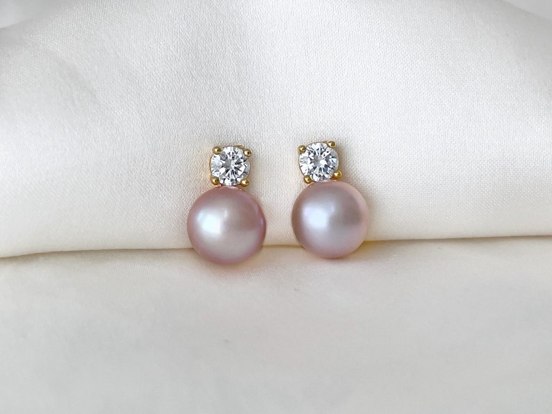 Freshwater pearl clip on earrings, White Purple pearl CZ clip on earrings, Bridal clip on earrings, Wedding clip on earrings Purple Pearl + Gold