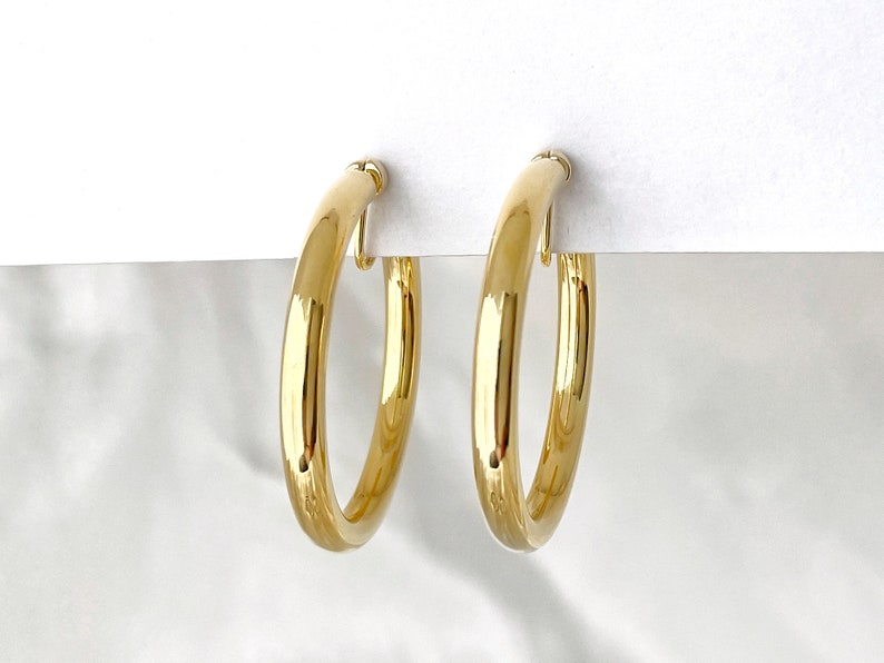 Chunky sliver or gold hoops clip on earrings, Gold/silver 30mm 40mm hoop clip on earrings, Statement 5mm thick hoop clip on earrings Gold 40mm Diameter