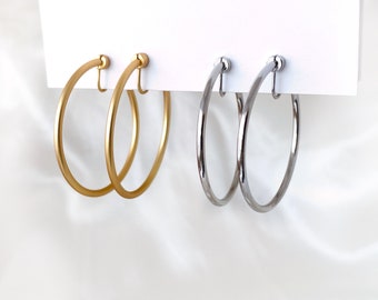 Statement gold silver hoop clip on earrings, 40mm large hoop dangle clip on earring, Lightweight hoop clip on earrings