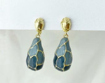 Unique dusty blue teardrop dangle clip on earrings, Dainty blue & gold dangle drip clip on earrings, Invisible clip on earrings