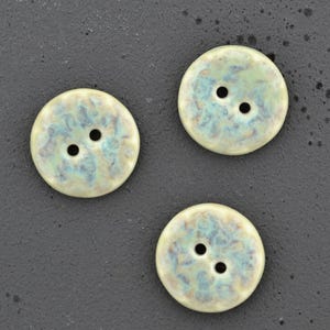 20-21 mm porcelain buttons nacre