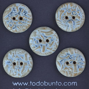 5pcs. 23 mm ceramic buttons green/grey