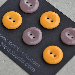 6 pezzi di bottoni in porcellana mix