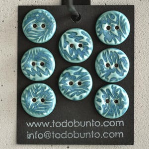 8pcs. 17-18 mm porcelain buttons dusty blue