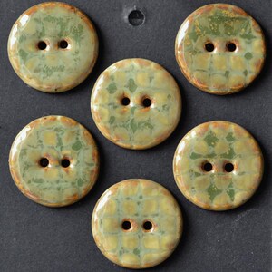 6pcs. 23 mm ceramic buttons olive