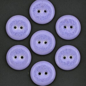 7pcs. 21 mm porcelain buttons lavender