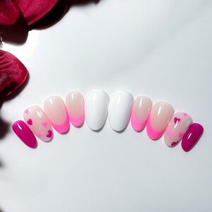 Valentine’s Day Press-On Nails | Pink nails | Glossy nails | French tip nails | Heart nails | Girly nails | Holiday nails | February nails