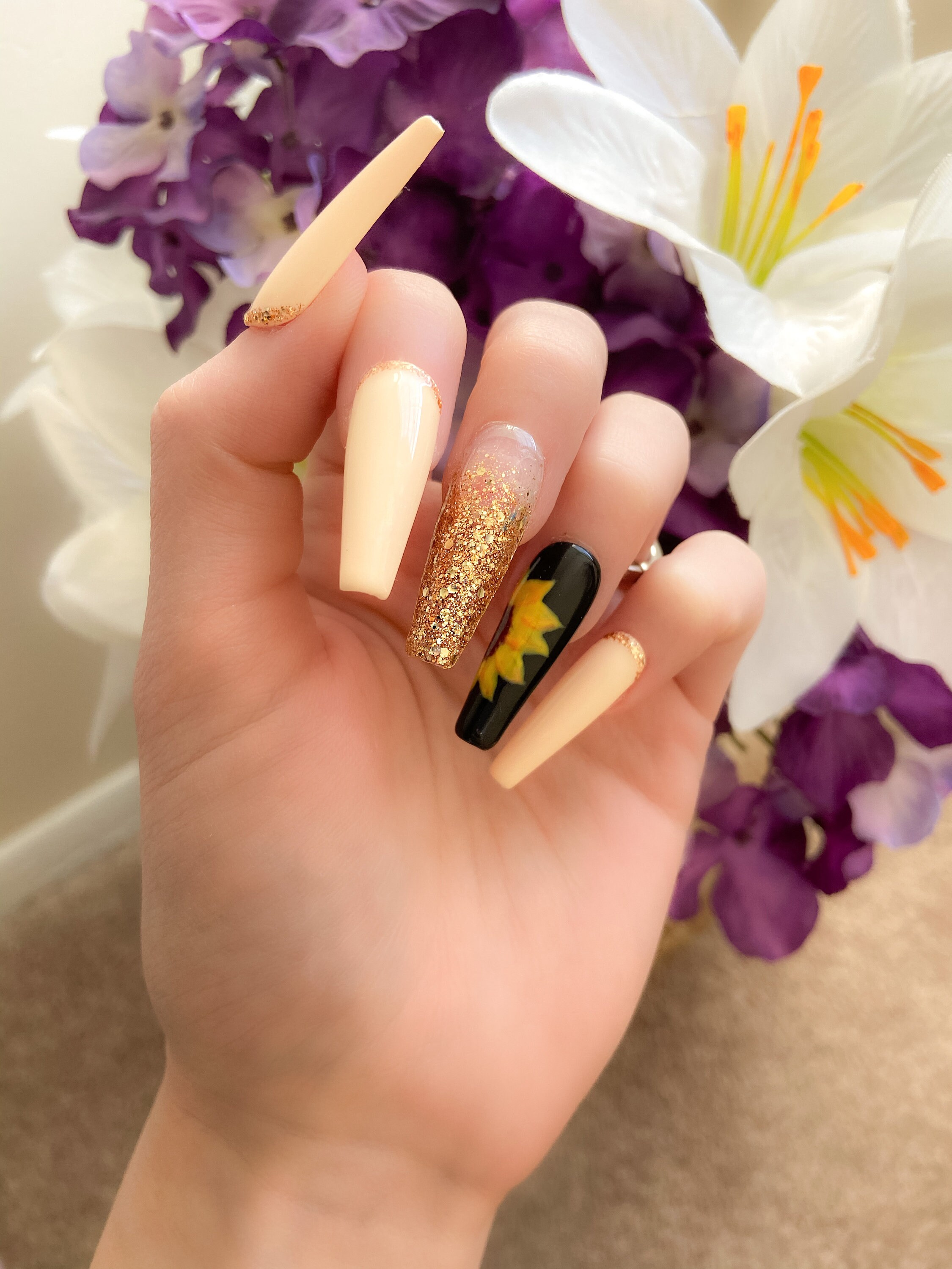 Sunflower Press-on Nails - Etsy