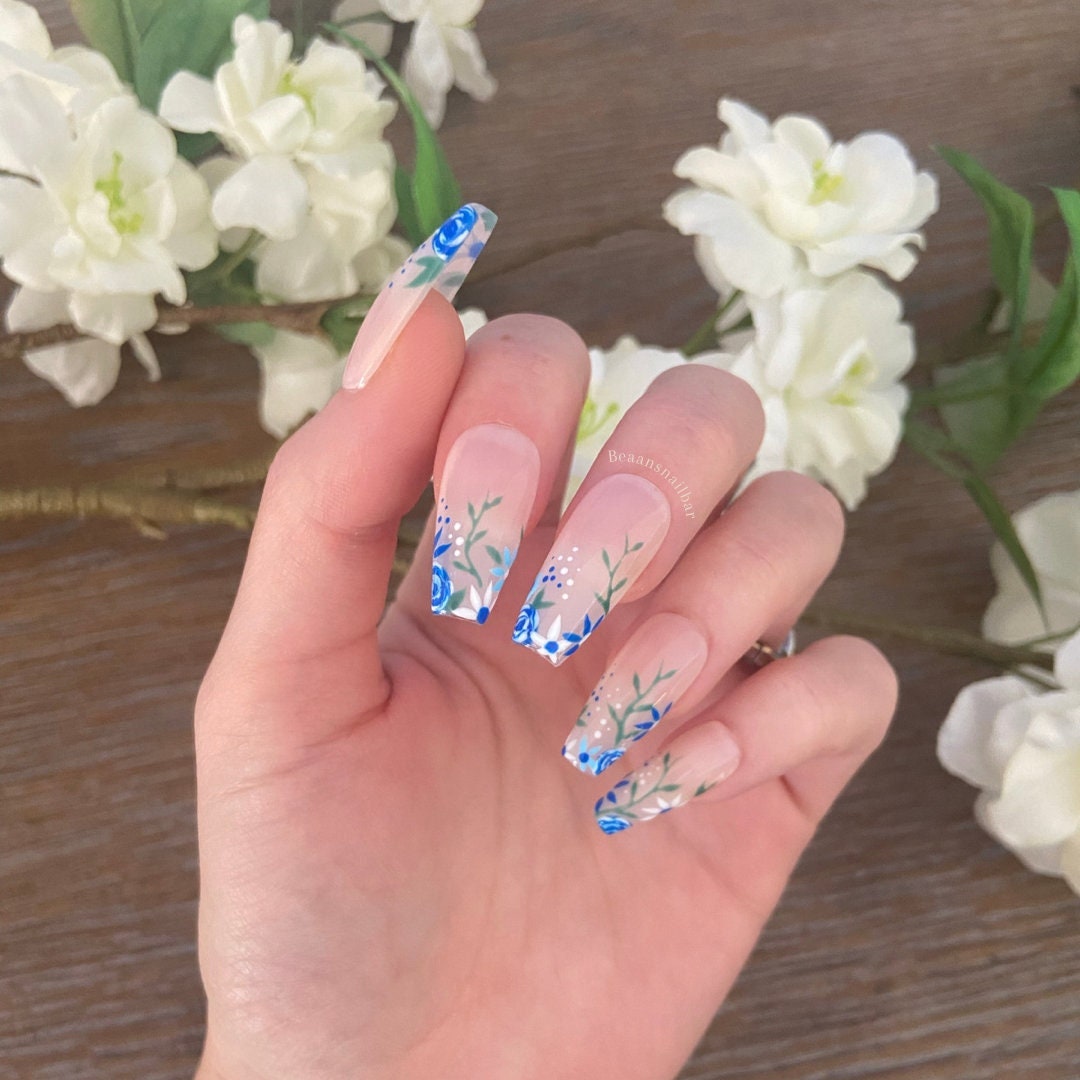 Blue Flower Garden Press-on Nails | Spring Nails | Summer Nails | Flower  Nails | Accent Nails - Etsy