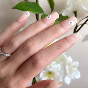 Ghost Press-On Nails Fall nails Halloween nails Nude nails Spooky nails Simple nails image 2