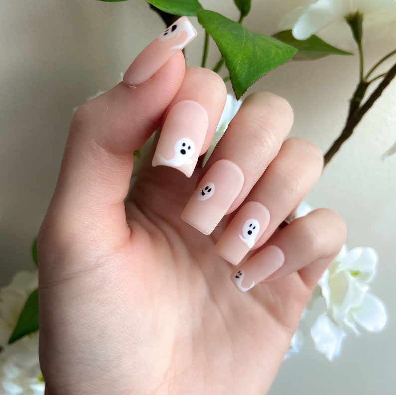 Ghost Press-On Nails Fall nails Halloween nails Nude nails Spooky nails Simple nails image 1