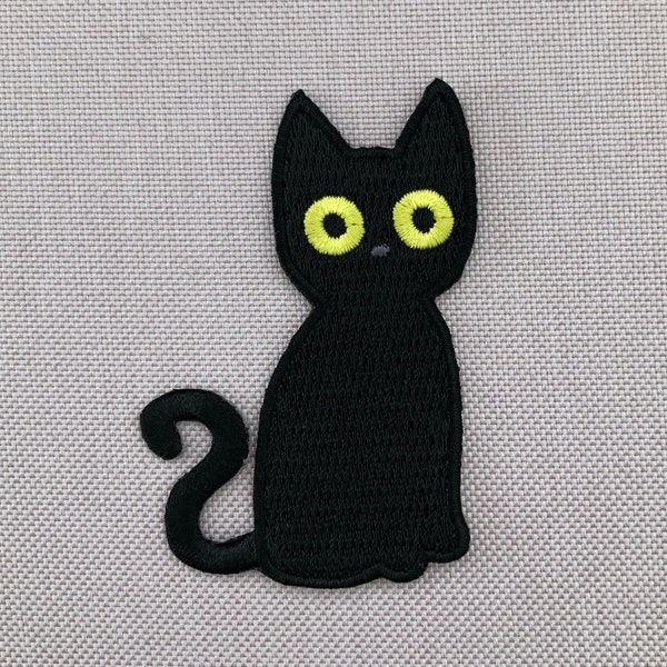 Urbanski Patch mignon chat noir aux yeux jaunes à repasser 7 x 4,7 cm | Image de repassage de l’application de patch