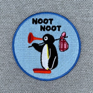 Patch Urbanski mignon Pingu Noot Noot à repasser 7,4 x 7,4 cm Image thermocollante pour application d'un patch image 1