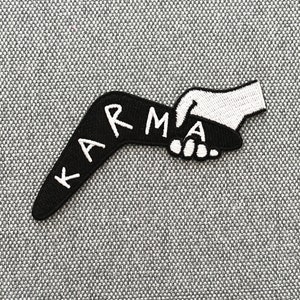 Urbanski Patch Karma Boomerang zum Aufbügeln 4 x 10 cm Aufnäher Applikation Bügelbild Bild 3