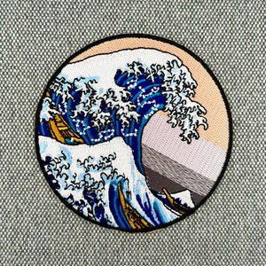 Urbanski Patch The Great Wave au large de Kanagawa rond pour le repassage de 8,5 x 8,5 cm Image du temple de lapplication patch image 3