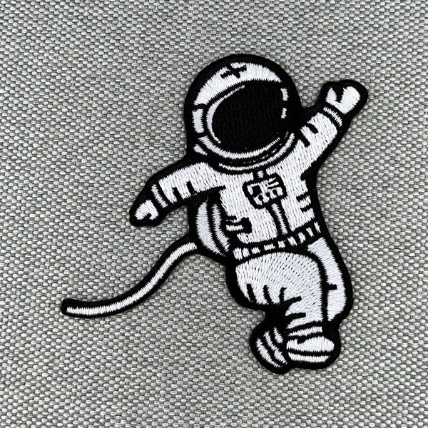 Urbanski Patch Astronaut im Weltall Raumschiff Rakete Planet zum Aufbügeln 7,5 x 7 cm | Aufnäher Applikation Bügelbild