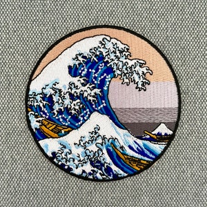 Urbanski Patch The Great Wave au large de Kanagawa rond pour le repassage de 8,5 x 8,5 cm Image du temple de lapplication patch image 1