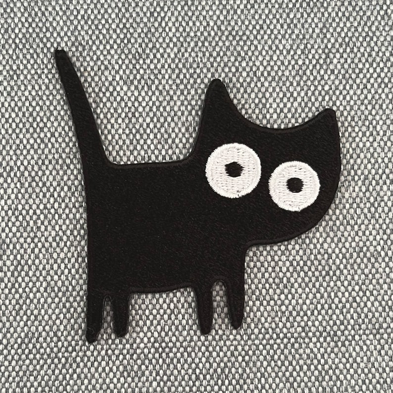 Urbanski Patch schwarze Katze mit aufgestelltem Schwanz zum Aufbügeln 7 x 6,5 cm Aufnäher Applikation Bügelbild Bild 1