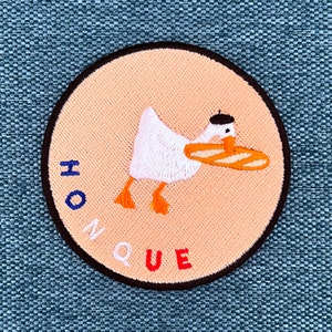 Urbanski Patch Französische Gans mit Hut und Baguette zum Aufbügeln 7,4 x 7,4 cm Aufnäher Applikation Bügelbild Bild 2