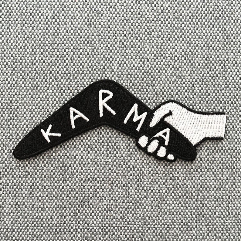 Urbanski Patch Karma Boomerang zum Aufbügeln 4 x 10 cm Aufnäher Applikation Bügelbild Bild 1