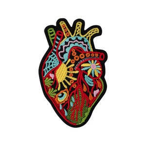 Urbanski patch anatomisch hart met kleurrijk patroon om op te strijken 10 x 6 cm | Patch-applicatie opstrijkbare afbeelding