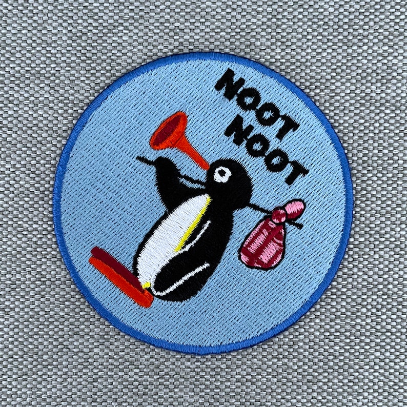 Patch Urbanski mignon Pingu Noot Noot à repasser 7,4 x 7,4 cm Image thermocollante pour application d'un patch image 2