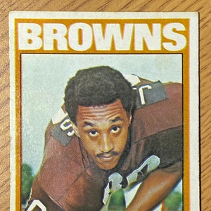 6 Cleveland Browns Topps Football Sammelkarten (2 ROOKIE Karten)