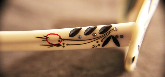 Vintage B&L RayBan Bewitching Sunglasses - image 4