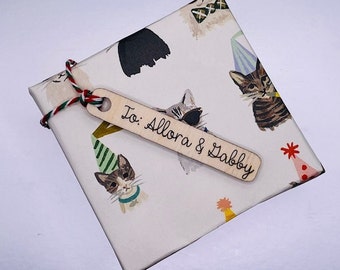 All occasion custom Wood Gift Tag, Christmas Name Tag, Personalized Birthday Name Tag, Reusable Name Plate, Custom Farmhouse style Gift tag