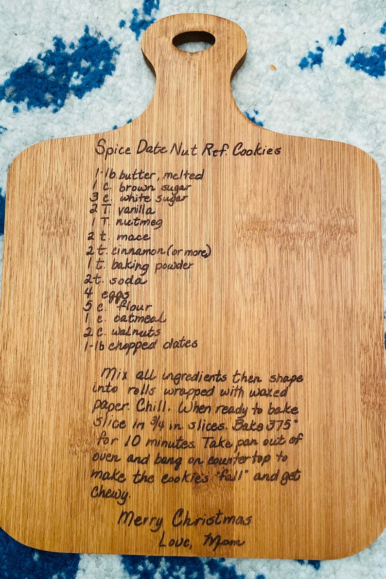 Hand Written Recipe Cutting Board, Unique Gift for Entire Family, Custom Gift for Mom, Valentine's Gift for Her, Special Mother's Day gift image 3