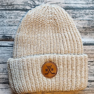 MN Minnesota State of Hockey Winter Chunky Knit Hat - Hockey Gift Ideas for Hockey Lovers