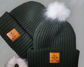 MN Minnesota State of Hockey Chunky Knit Winter Hat - Hockey Gift Ideas for Hockey Lovers