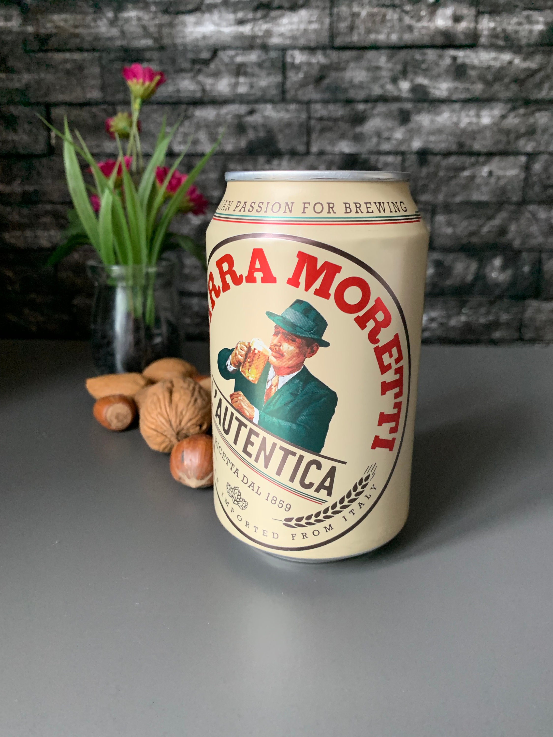 みるく Birra Moretti Can Candle -hand Poured, Vegan Friendly, Sustainable