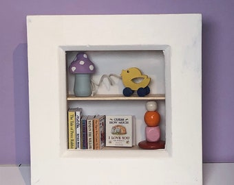 Miniature box frame of baby’s bookshelf “new baby” gift