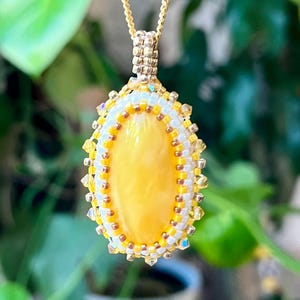 New! Vintage Yellow oval pendant
